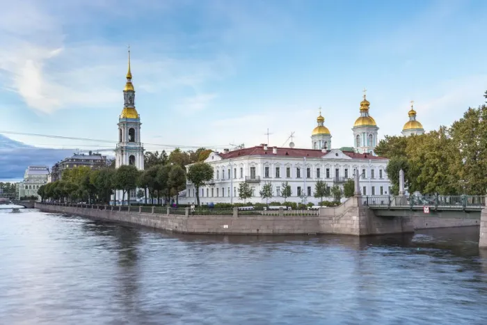 Framed Print : The bell tower and domes of Saint Nicholas Naval Cathedral on Griboyedov Canal