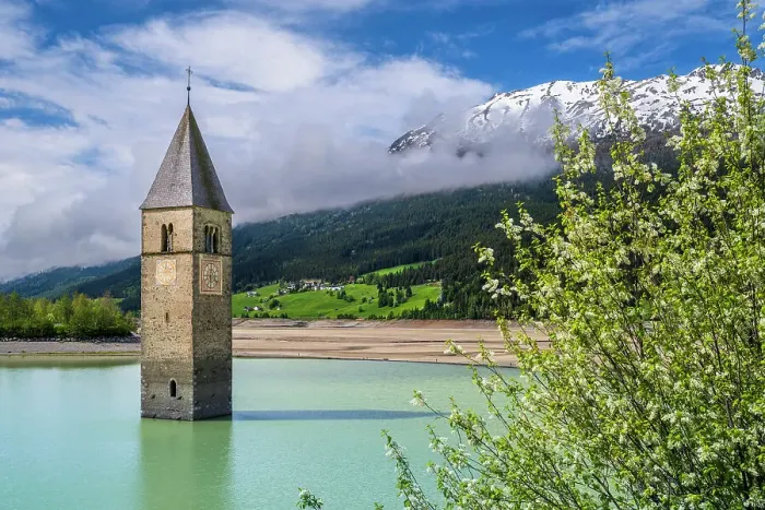 Framed Print : Bell tower emerging from Lake Reschen (Lago di Resia), Graun im Vinschgau-Curon Venosta, Alto Adige-South Tyrol, Italy Framed Print : Bell tower emerging from Lake Reschen (Lago di Resia), Graun im Vinschgau-Curon Venosta, Alto Adige-South Tyrol, Italy