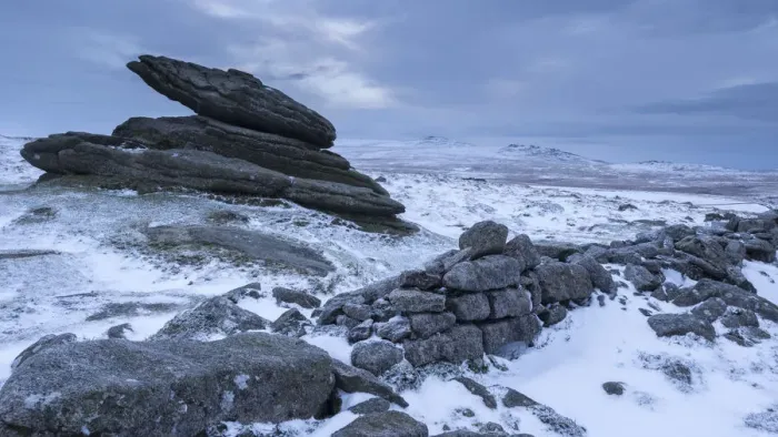 Framed Print : Belstone Tor and Irishmans Wall on a snowy winter morning, Dartmoor, Devon, England Framed Print : Belstone Tor and Irishmans Wall on a snowy winter morning, Dartmoor, Devon, England