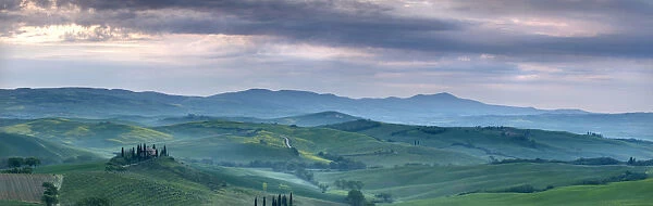 Belvedere at dawn, Valle de Orcia, Tuscany, Italy