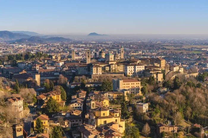 Framed Print : Bergamo, Lombardy, Italy. High angle view over Upper Town (Citta Alta) at sunset Framed Print : Bergamo, Lombardy, Italy. High angle view over Upper Town (Citta Alta) at sunset