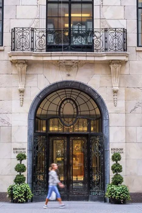 Framed Print : Bergdorf Goodman department store, Manhattan, New York City, USA Framed Print : Bergdorf Goodman department store, Manhattan, New York City, USA