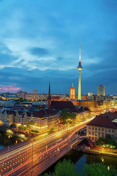 Berlin skyline with TV Tower and Rotes Rathaus at twilight, Berlin, Germany