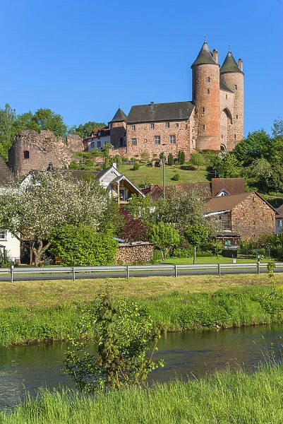 Bertradaburg castle, Murlenbach, Eifel, Rhineland-Palatinate, Germany