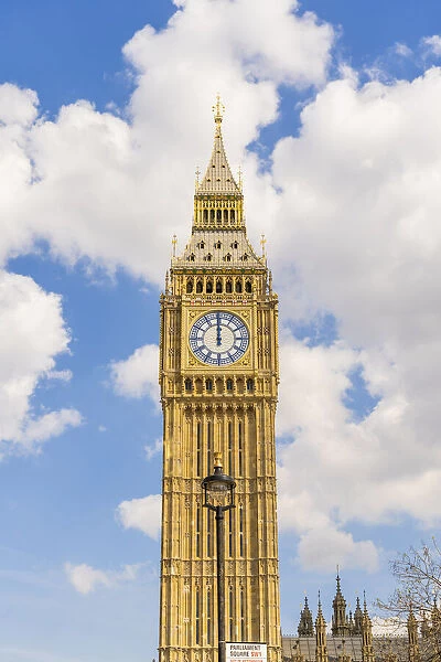 Big Ben, also known as Elizabeth Tower. Part of the Houses of Parliament and a Unesco World Heritage site, London, England, UK
