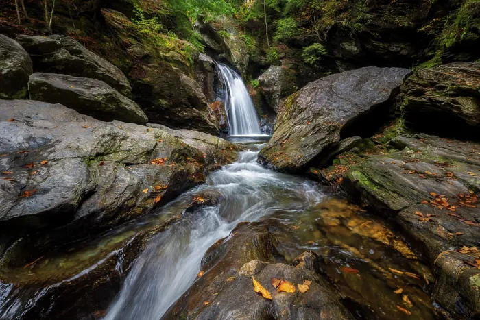 Framed Print : Bingham Falls in autumn, Stowe, Vermont, USA