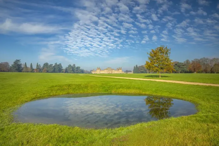 Framed Print : Blenheim Palace, Blenheim Park, Woodstock, Oxfordshire, England Framed Print : Blenheim Palace, Blenheim Park, Woodstock, Oxfordshire, England