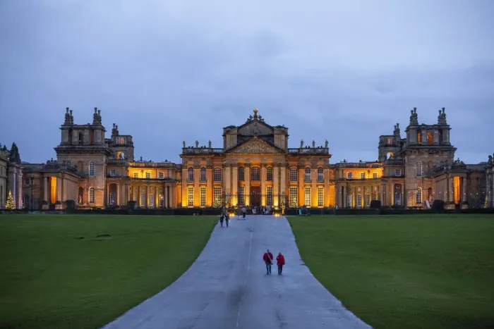 Framed Print : Blenheim Palace, Blenheim Park, Woodstock, Oxfordshire, England Framed Print : Blenheim Palace, Blenheim Park, Woodstock, Oxfordshire, England