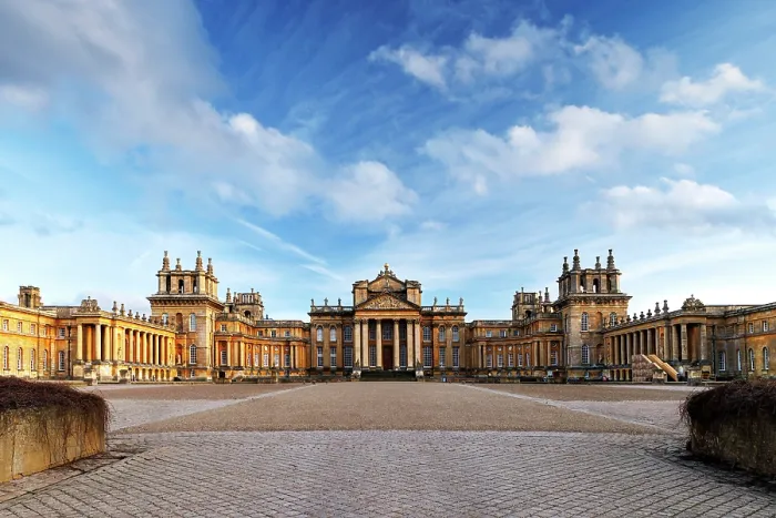 Framed Print : Blenheim Palace, Blenheim Park, Woodstock, Oxfordshire, England Framed Print : Blenheim Palace, Blenheim Park, Woodstock, Oxfordshire, England