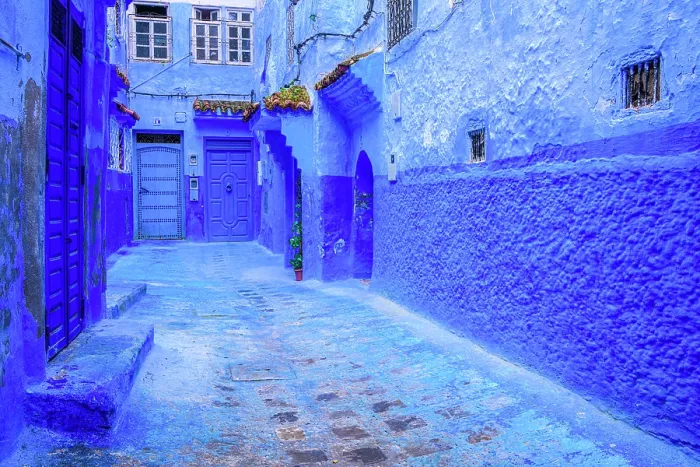 Framed Print : Blue alleyway, Chefchaouen, Morocco