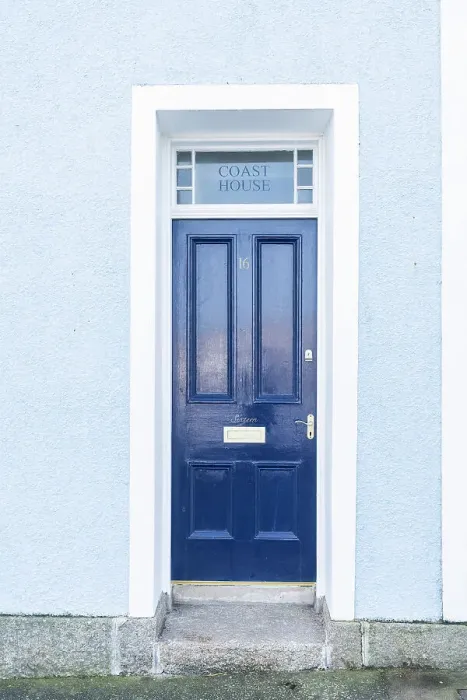 Framed Print : Blue door, St Ives, Cornwall, England, UK Framed Print : Blue door, St Ives, Cornwall, England, UK