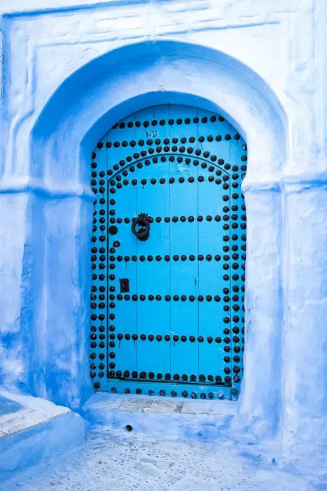 Framed Print : Blue-washed streets and doors of Chefchaouen, Morocco Framed Print : Blue-washed streets and doors of Chefchaouen, Morocco