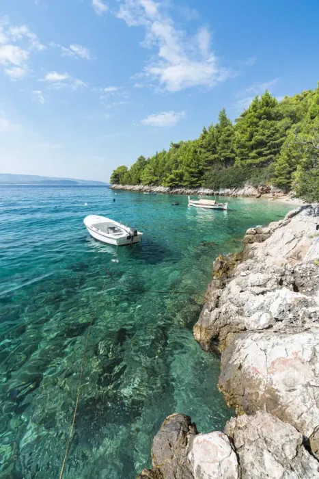 Framed Print : Boat at Dracheva beach, in summer. Murvica, Bol, Brac island, Split - Dalmatia county Framed Print : Boat at Dracheva beach, in summer. Murvica, Bol, Brac island, Split - Dalmatia county