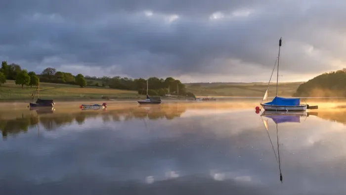 Framed Print : Boats on a reflective Wimbleball Reservoir at sunrise, Exmoor National Park, Somerset Framed Print : Boats on a reflective Wimbleball Reservoir at sunrise, Exmoor National Park, Somerset