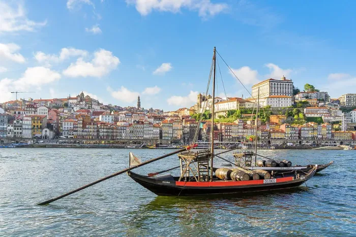 Framed Print : Boats on the River Douro, looking towards the old neighbourhood of Ribeira, Porto, Portugal, Europe Framed Print : Boats on the River Douro, looking towards the old neighbourhood of Ribeira, Porto, Portugal, Europe