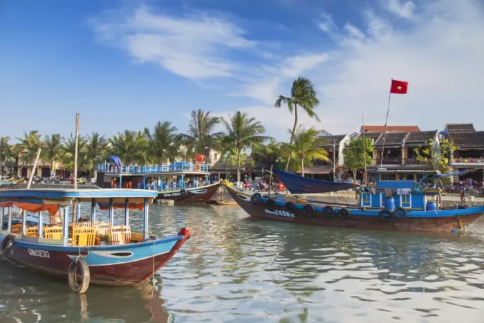 Framed Print : Boats on Thu Bon river, Hoi An (UNESCO World Heritage Site), Quang Ham, Vietnam Framed Print : Boats on Thu Bon river, Hoi An (UNESCO World Heritage Site), Quang Ham, Vietnam