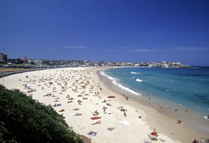 Framed Print : Bondi Beach, Sydney, NSW, Australia Framed Print : Bondi Beach, Sydney, NSW, Australia