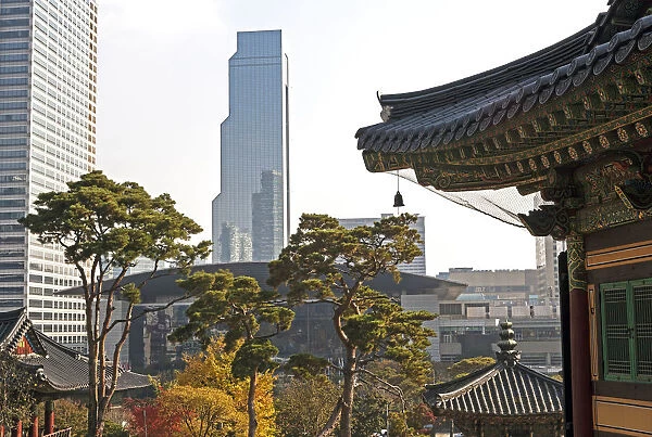 Bongeunsa Temple grounds and modern architecture in the Gangnam District of Seoul