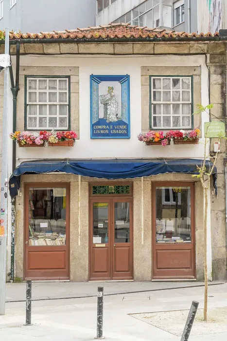 Framed Print : Book shop, Porto, Portugal, Europe Framed Print : Book shop, Porto, Portugal, Europe