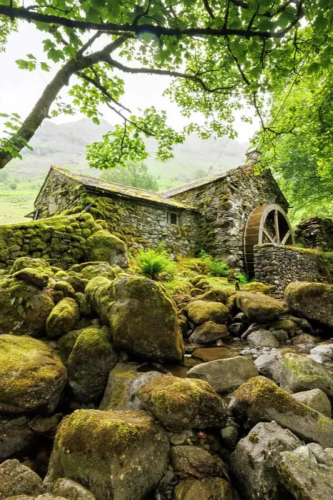 Framed Print : Borrowdale Mill, the Lake District, England Framed Print : Borrowdale Mill, the Lake District, England