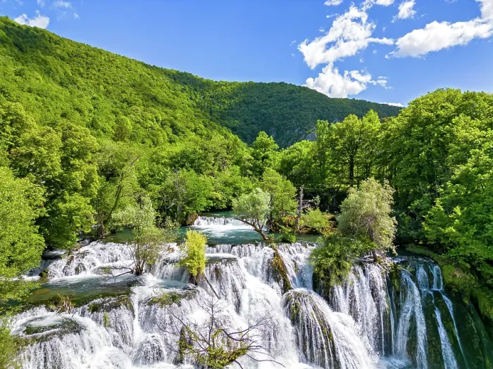 Framed Print : Bosnia Herzegovina, Una National Park, Una river, Martin Brod waterfall Framed Print : Bosnia Herzegovina, Una National Park, Una river, Martin Brod waterfall