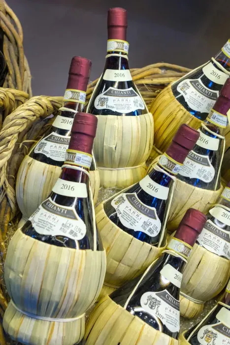 Framed Print : Bottles of Chianti wine for sale at Mercato di San Lorenzo, Florence (Firenze), Tuscany Framed Print : Bottles of Chianti wine for sale at Mercato di San Lorenzo, Florence (Firenze), Tuscany
