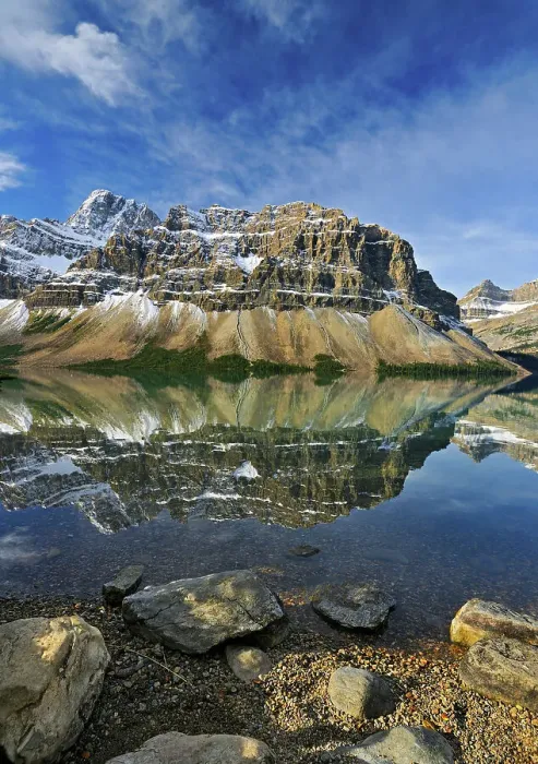 Framed Print : Bow Lake and Crowfoot Mountain in autumn. Icefields Parkway. Banff National Park, Banff National Park, Alberta, Canada Framed Print : Bow Lake and Crowfoot Mountain in autumn. Icefields Parkway. Banff National Park, Banff National Park, Alberta, Canada