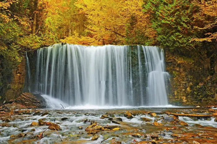 Framed Print : Boyne River at Hoggs Falls in autumn Near Flesherton, Ontario, Canada Framed Print : Boyne River at Hoggs Falls in autumn Near Flesherton, Ontario, Canada