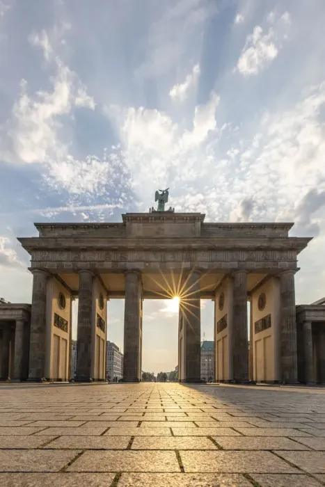 Framed Print : Brandenburg Gate, Berlin, Germany Framed Print : Brandenburg Gate, Berlin, Germany