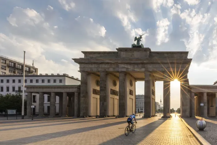Framed Print : Brandenburg Gate, Berlin, Germany Framed Print : Brandenburg Gate, Berlin, Germany