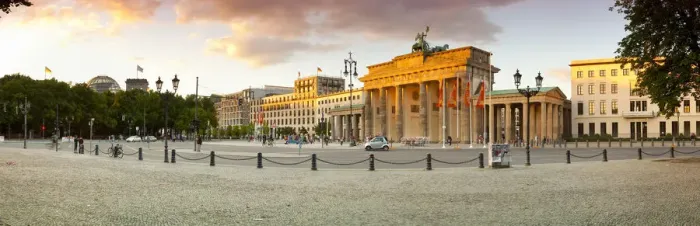 Framed Print : Brandenburg Gate, Platz des 18 Marz 1848, Berlin, Germany