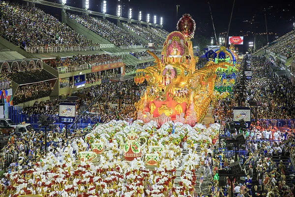 Brazil, Rio de Janeiro, Carnival 2018, samba school parading in the Sambadrome stadium