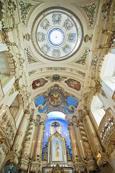 Brazil, Rio de Janeiro state, Rio de Janeiro city, baroque interior of the Nossa Senhora