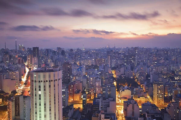 Brazil, Sao Paulo, Sao Paulo, View of city center from Italia Building - Edificio Italia