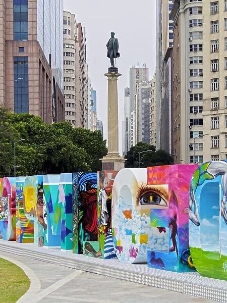 Brazil, State of Rio de Janeiro, City of Rio de Janeiro, View of Praca Maua and Monumento