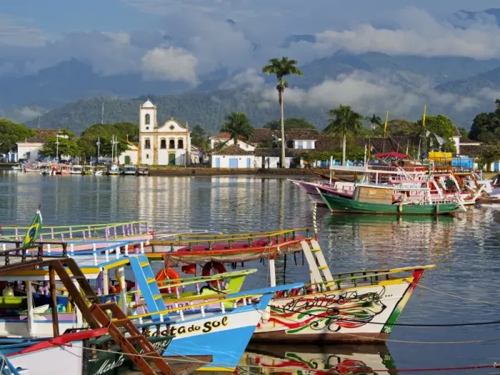 Framed Print : Brazil, State of Rio de Janeiro, Paraty, View of the colourful harbour and Santa Framed Print : Brazil, State of Rio de Janeiro, Paraty, View of the colourful harbour and Santa