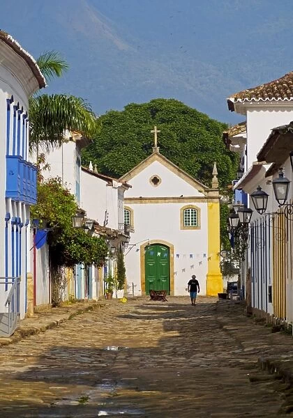 Brazil, State of Rio de Janeiro, Paraty, View of Rua Samuel da Costa and Nossa Senhora