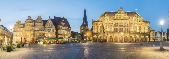 Framed Print : Bremen, Bremen State, Germany. Panoramic view of Marktplatz at dusk