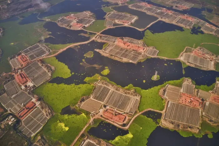 Framed Print : Brick kilns are one of the main cause of climate change, Dhaka, Bangladesh Framed Print : Brick kilns are one of the main cause of climate change, Dhaka, Bangladesh
