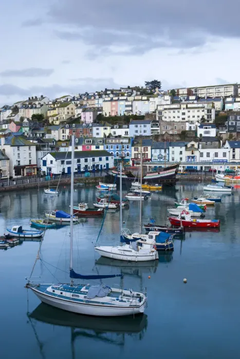 Framed Print : Brixham Old Harbour, Brixham, South Hams, Devon, England. February 2009 Framed Print : Brixham Old Harbour, Brixham, South Hams, Devon, England. February 2009
