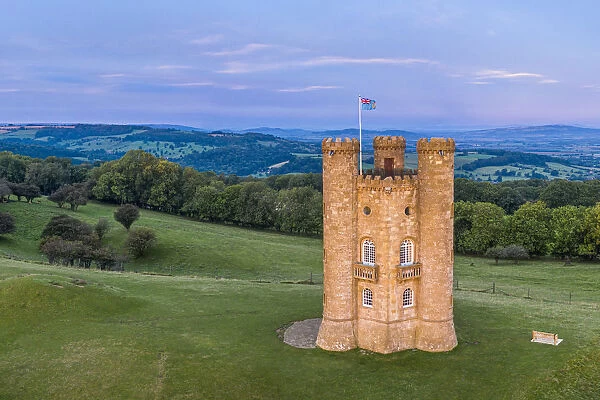Broadway Tower on top of Fish Hill, the second highest point in the Cotswolds, Broadway