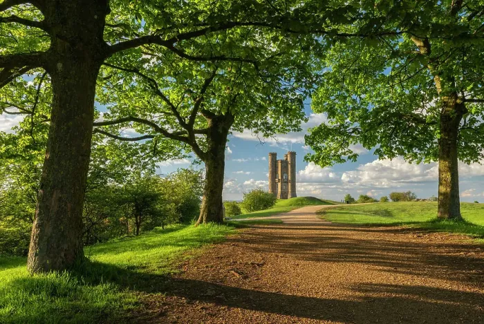 Framed Print : Broadway Tower, a folly above the town of Broadway in the Cotswolds, Worcestershire, England. Spring (May) 2021 Framed Print : Broadway Tower, a folly above the town of Broadway in the Cotswolds, Worcestershire, England. Spring (May) 2021
