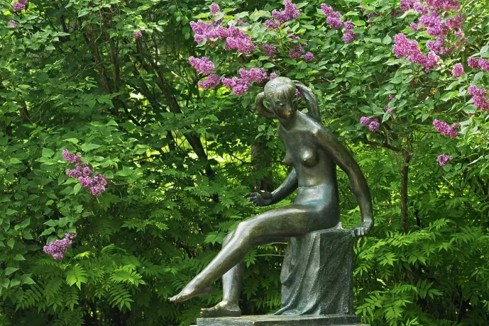Framed Print : Bronze sculptures in the Leo Mol Sculpture Garden in Assiniboine Park, Winnipeg, Manitoba, Canada Framed Print : Bronze sculptures in the Leo Mol Sculpture Garden in Assiniboine Park, Winnipeg, Manitoba, Canada
