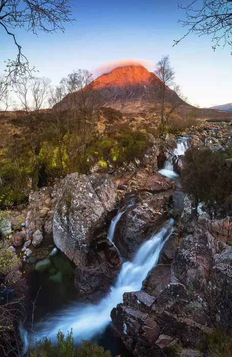Framed Print : Buachaille Etive Mor at sunrise, Glencoe, Highlands, Scotland, United Kingdom