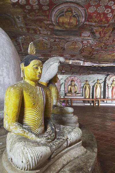 Buddha statues in Cave 2 of the Cave Temples (UNESCO World Heritage Site), Dambulla