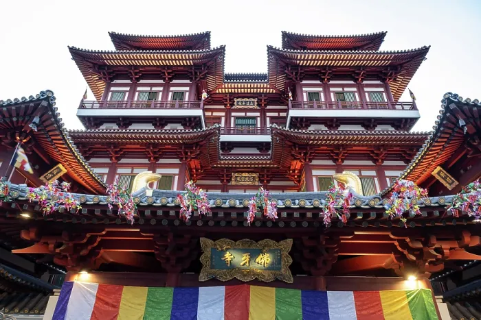 Framed Print : Buddha Tooth Relic Temple, China Town, Singapore Framed Print : Buddha Tooth Relic Temple, China Town, Singapore