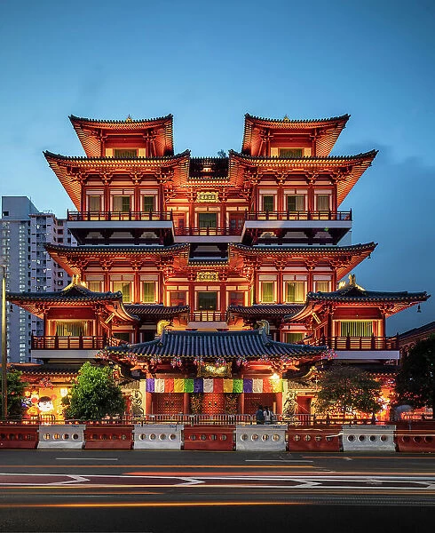 Buddha Tooth Relic Temple, Chinatown, Singapore, Asia