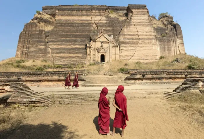Framed Print : Buddhist monks walk past Pahtodawgyi pagoda, Mingun, Mandalay, Myanmar Framed Print : Buddhist monks walk past Pahtodawgyi pagoda, Mingun, Mandalay, Myanmar
