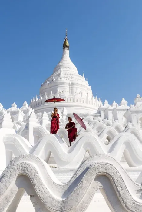 Framed Print : Two Buddhist novice monks on the white pagoda of Hsinbyume (Myatheindan) paya temple