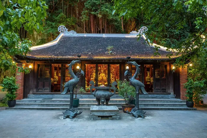 Framed Print : Buddhist temple, Pho Co Hoa Lu (ancient capital of Vietnam in 10-11th centuries), Ninh Binh, Vietnam Framed Print : Buddhist temple, Pho Co Hoa Lu (ancient capital of Vietnam in 10-11th centuries), Ninh Binh, Vietnam